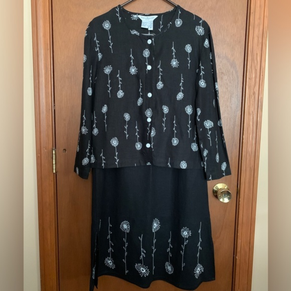 Vintage DAVID BROOKS Floral Embroidered Linen 2 Piece Set Button Top & Skirt PS